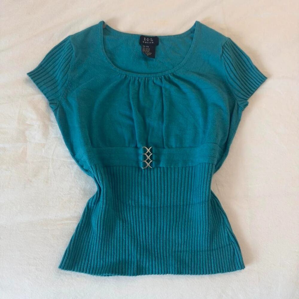 Y2K 2000s Blue Tee with Silver Buckle Detail